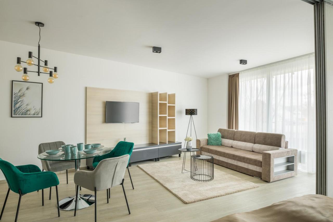 Hotel Parizs Garden 4*