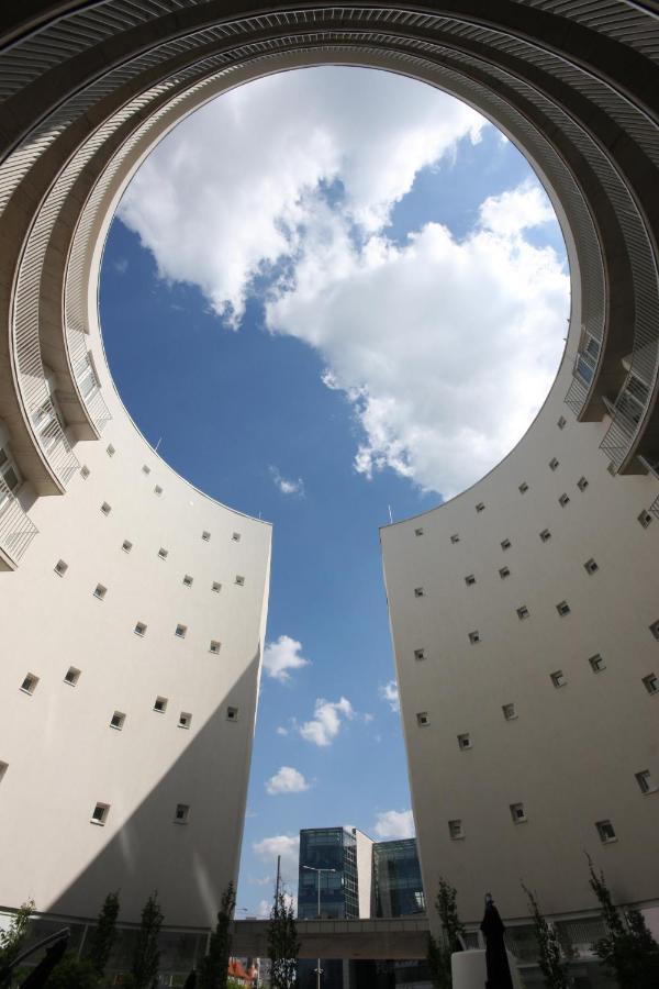Parizs Garden Debrecen