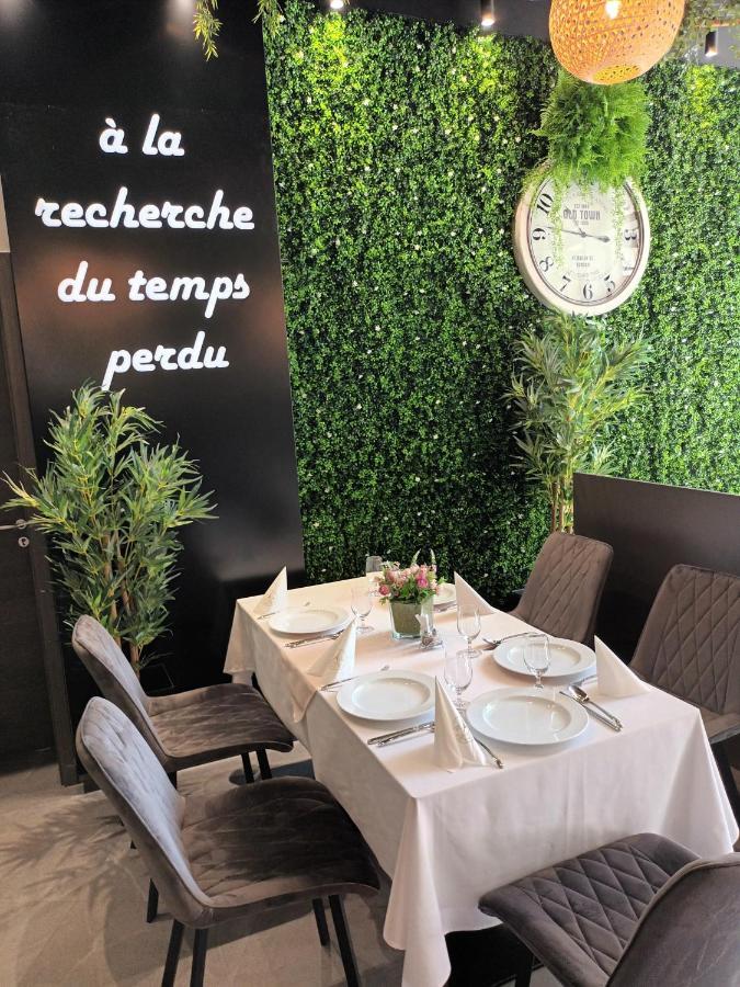 Parizs Garden